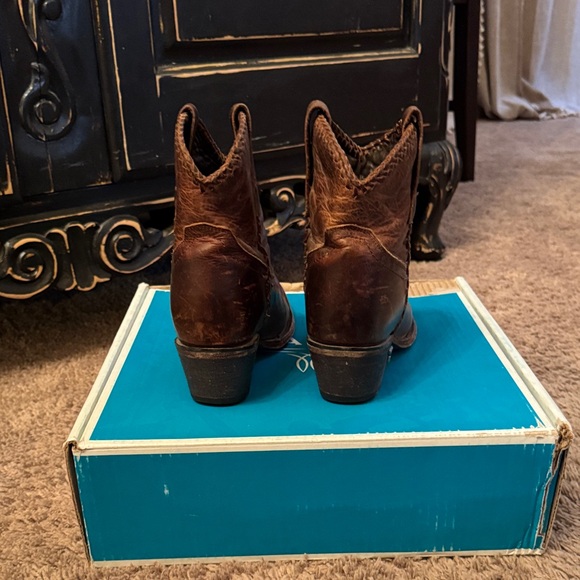 Lane Plain Jane shortie Brown Leather Ankle Booties - Picture 4 of 5